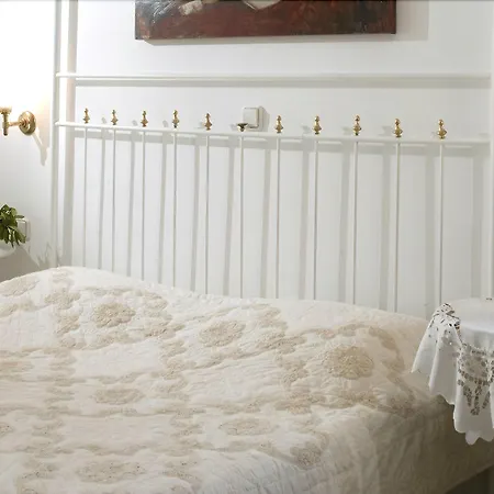 Agnanti & 5* Parikia (Paros)