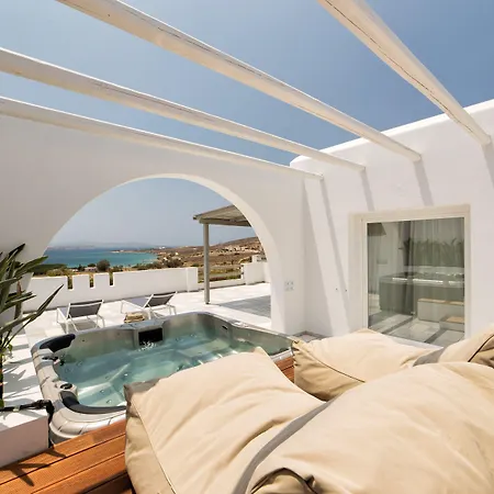 Agnanti & 5* Parikia (Paros)