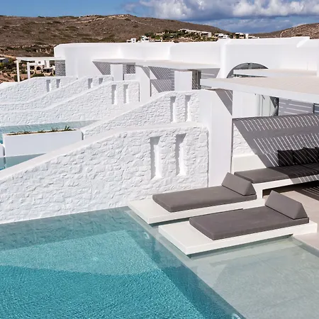 Agnanti & 5* Parikia (Paros)